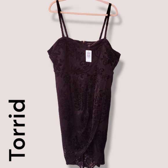 NWT Black Lace Strapless Wrap Dress - Picture 2 of 6